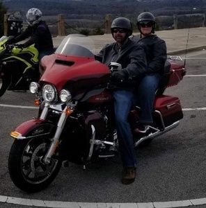 Meet your Posher, Carl